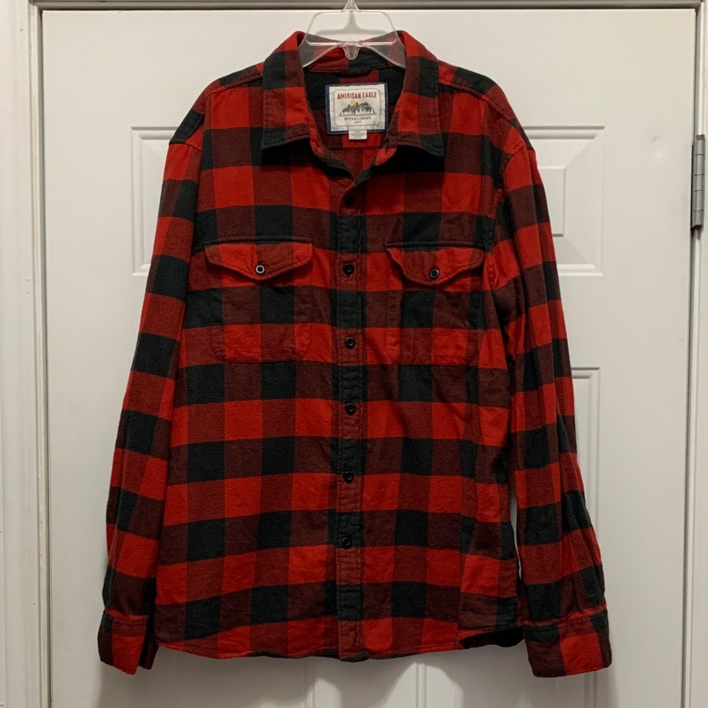 3/$15 AEO 100% Cotton Men's Red and Black Buffalo Plaid Flannel Shirt Size Large